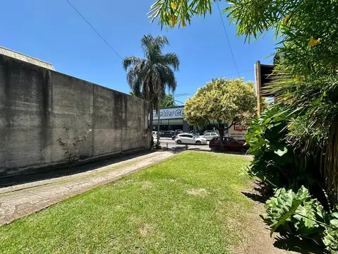 Casa 6 ambientes con 3 baños