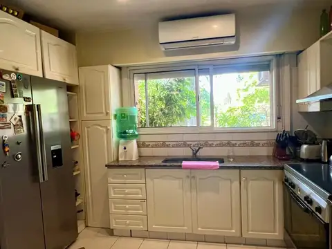 Casa - Barrio Parque Leloir