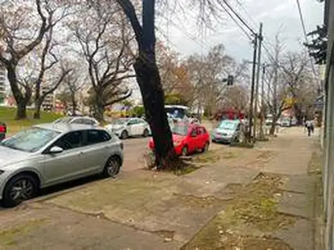 Terreno a la Venta para Desarrolladores en La Plata, provincia de Buenos Aires.