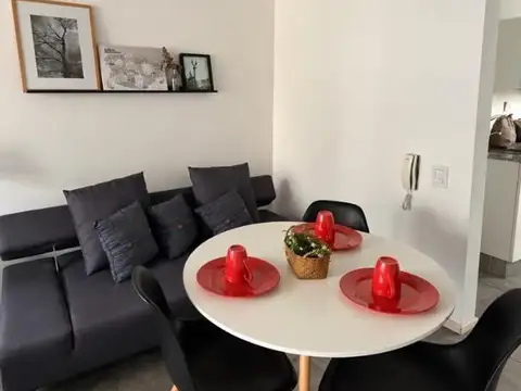 Ovidio Lagos , Piso 3°
