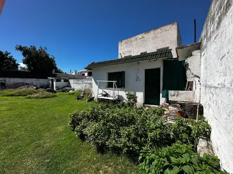 Galpón + Terreno en Barrio San Martín