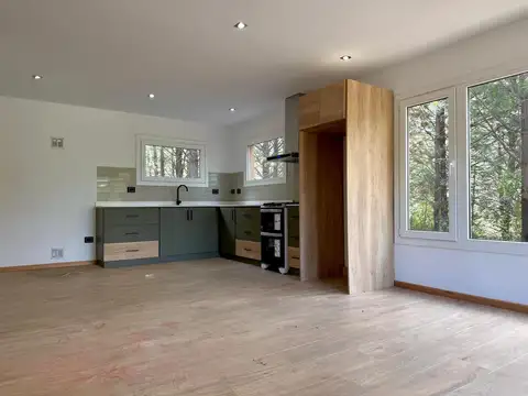 Casa 4 ambientes con 1 baño
