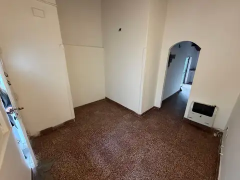 Casa - Alquiler - Argentina, San Miguel - Conesa 1140
