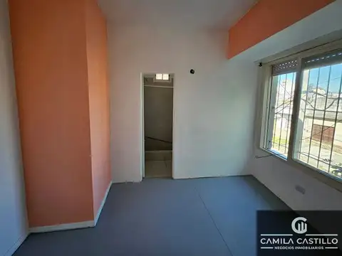 Departamento en Alquiler en Lomas Del Mirador, $ 500.000