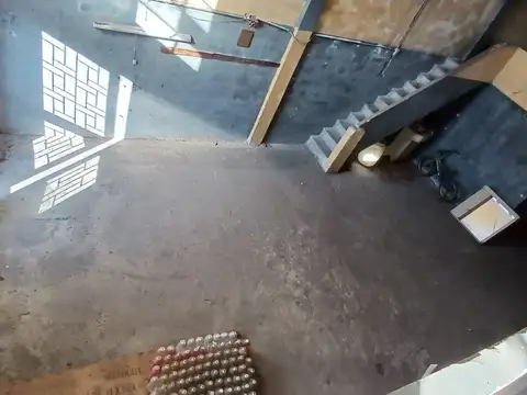 VENTA DEPOSITO Y DTO. A REFACCIONAR 400M2 LANUS 