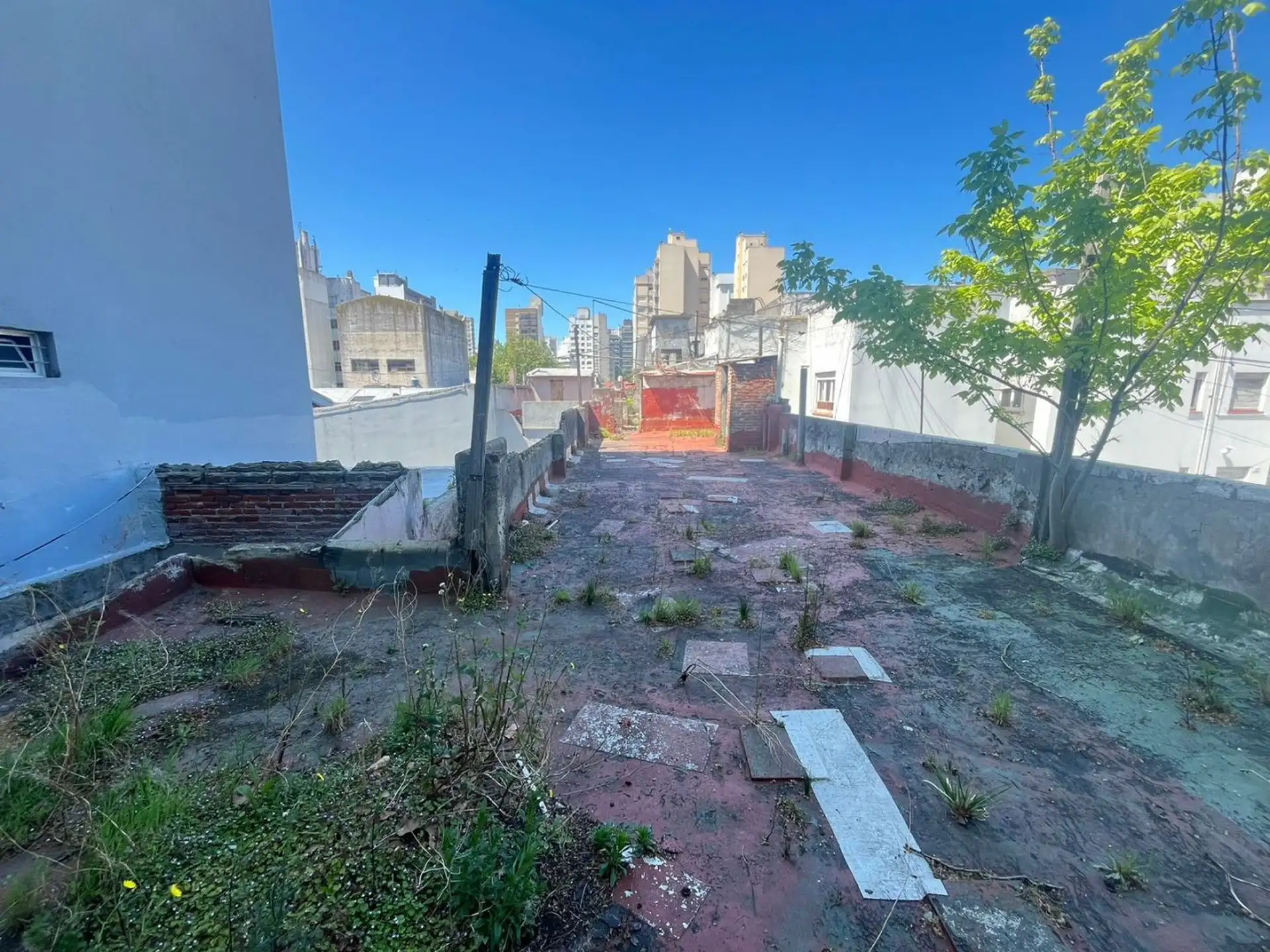 Hotel en venta a reciclar sobre lote apto desarrollo - Centro