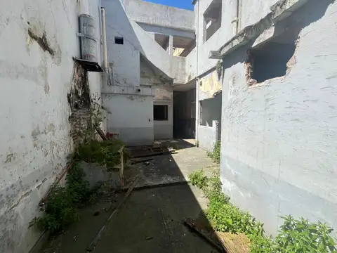 Hotel a reciclar sobre lote apto desarrollo - Centro