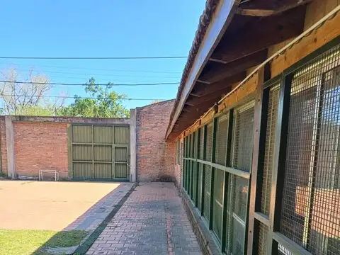 Casa 3 ambientes con 1 baño