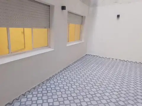 OPORTUNIDAD VENTA 4 AMB C/PATIO HECHO A NUEVO EN BALVANERA