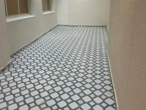 OPORTUNIDAD VENTA 4 AMB C/PATIO HECHO A NUEVO EN BALVANERA