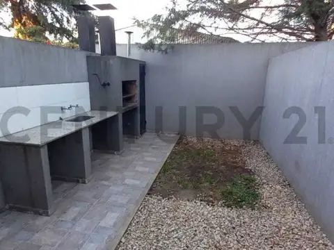 Casa en Alquiler de 2 dormitorios