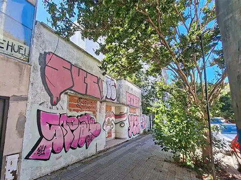 Lote para construir, casa a demoler