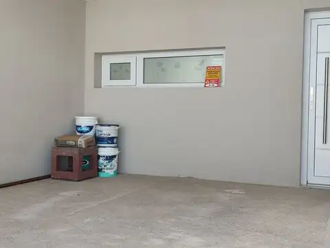 Casa en Alquiler en Neuquen, $ 1.800.000