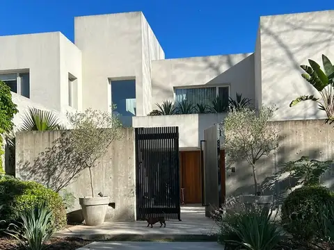 Casa Chalet  en Alq. Temporario en El Encuentro, General Pacheco, Tigre