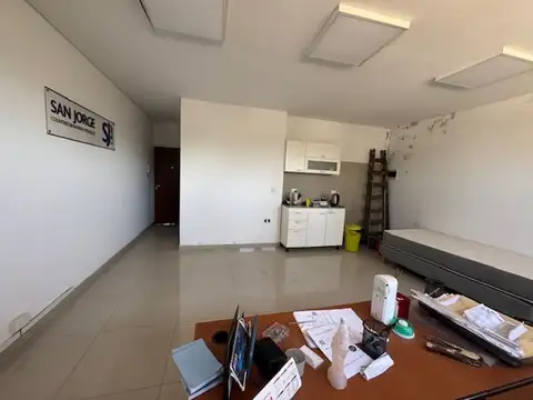 Oficina en Alquiler en Villa Morra I, $ 450.000