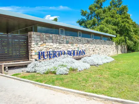 Terreno en Puerto Roldán