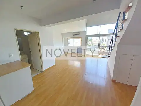 DEPTO 3 AMBIENTES MUY LUMINOSO!! CON COCHERA FIJA Y CUBIERTA