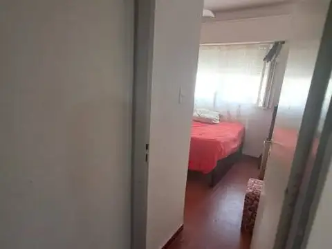 CASA EN BARRIO PADRE JUAN - ACEPTA AUTO EN PARTE DE PAGO