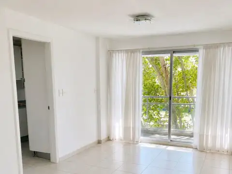 ALQUILER APTO 2 DORM 2 BAÑOS GGE BUCEO BALCON