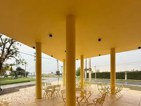 Local en Venta en Funes, USD 192.000