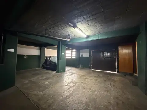 Departamento 6 ambientes con 2 baños