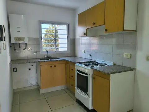 Departamento en Alquiler en Wilde, $ 860.000