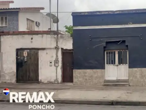 Se alquila local en av. guemes al 300 catamarca
