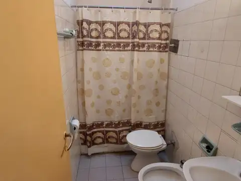 Pueyrredon 200, Piso 1