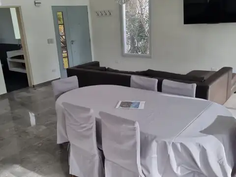 Casa en Alquiler de 4 dormitorios