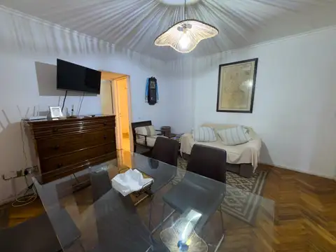 Venta Departamento 2 Ambientes con Patio en  San Nicolas
