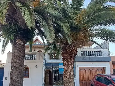 VENTA CASA  GRAN POTENCIAL USD 150.000 permuta