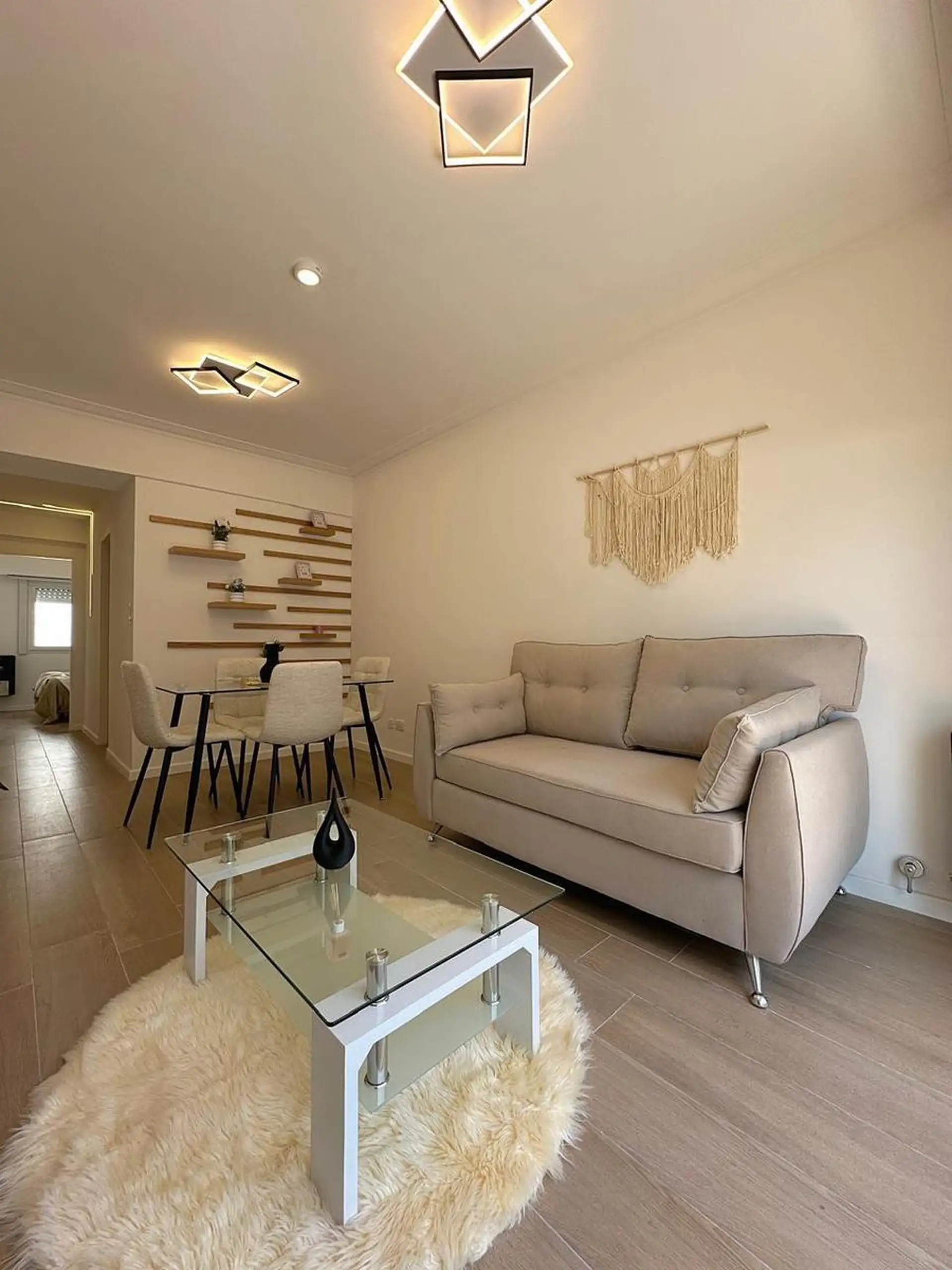Departamento en Venta 2 ambientes a la calle con balcón