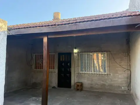 Depto Tipo Casa en Alquiler en Jose Clemente Paz, $ 800.000