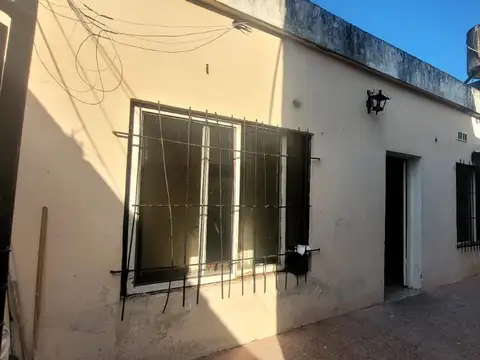 PH EN VENTA EN LOMAS DE ZAMORA