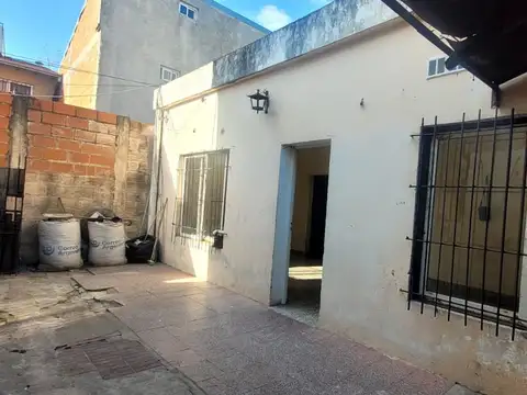 PH EN VENTA EN LOMAS DE ZAMORA