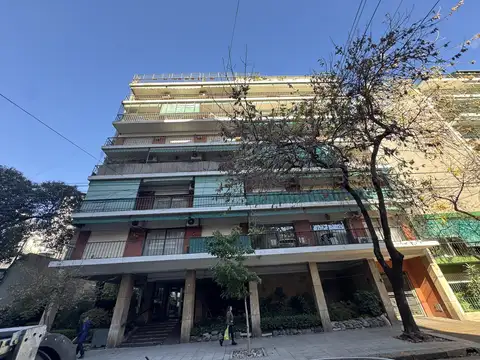 3 AMBIENTES CONTRAFRENTE BALCÓN FRANCÉS LUM. AMPLIO EXC COC. COMEDOR LAV. INDEP. BAÑO Y TOILETTE