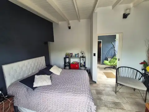 Depto Tipo Casa en Venta en Pompeya, USD 230.000