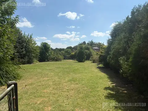 Terreno en Los Jazmines