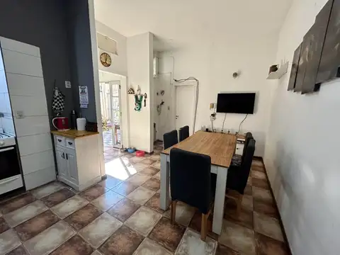 Depto Tipo Casa en Venta en Munro-Oeste, USD 110.000