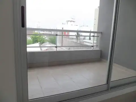 Departamento en Alquiler al Este