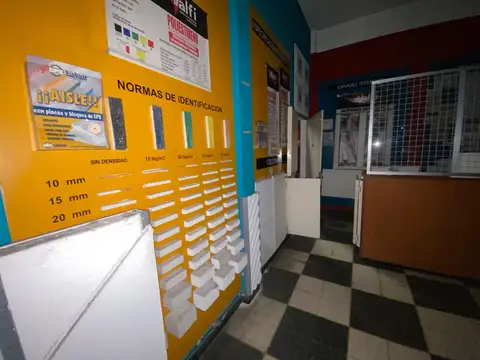 Galpon en Venta 32  mts Fondo