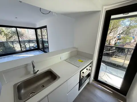 VENTA EN JOY CABELLO - 2 Ambientes con Toilette y Parrilla propia - Cabello y Salguero