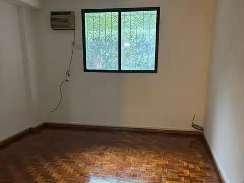 Avenida Avellaneda 100, Piso PB