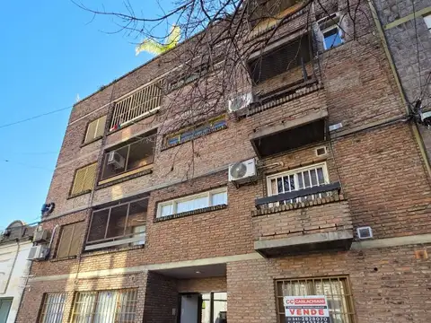 Departamento en venta 1 dormitorio con patio - República de la Sexta, Rosario