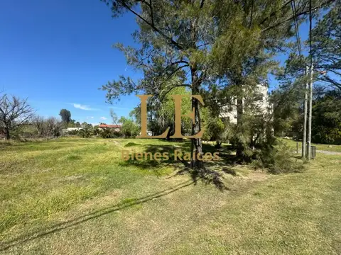 VENTA LOTE EN EL CUBE