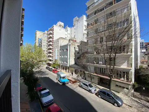 Departamento en Alquiler en Paseo Aldrey, $ 550.000