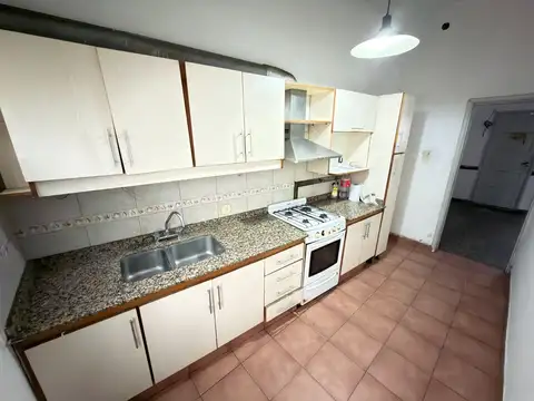 VENTA CASA 4 AMB CON COCHERA, LOMAS DEL MIRADOR