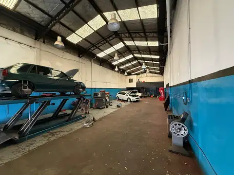 Galpon en Venta 25  mts Frente