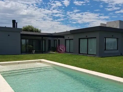 Casa  en Alq. Temporario en San Sebastian, Escobar, G.B.A. Zona Norte