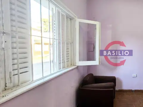 Gral. Carlos María de Alvear al 1600